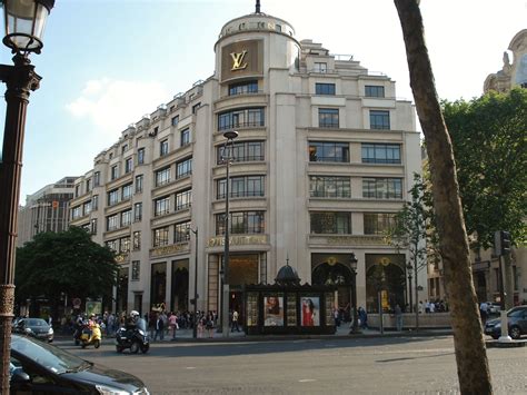 louis vuitton inventeur 101 avenue des champs elysees